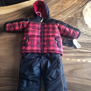 NWT PacificTrail 2 Piece Snow Set size 18m